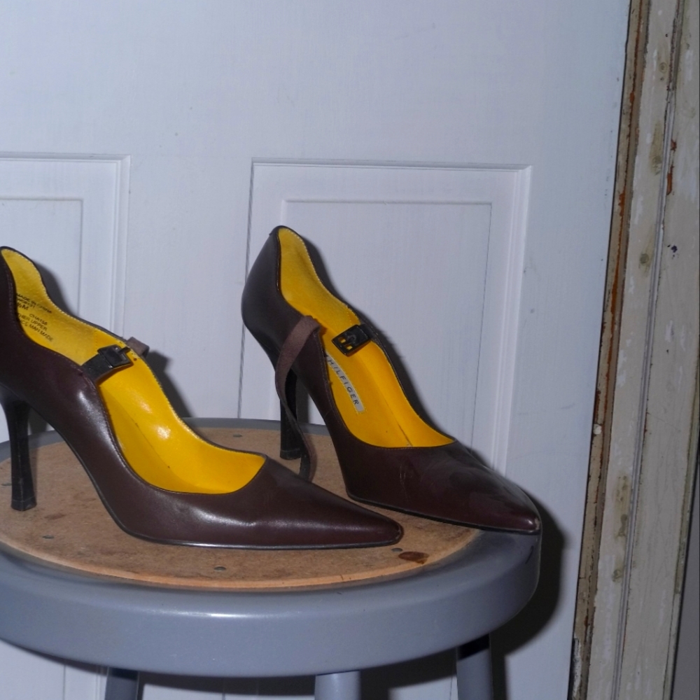 Tommy Hilfiger heels size 5.5